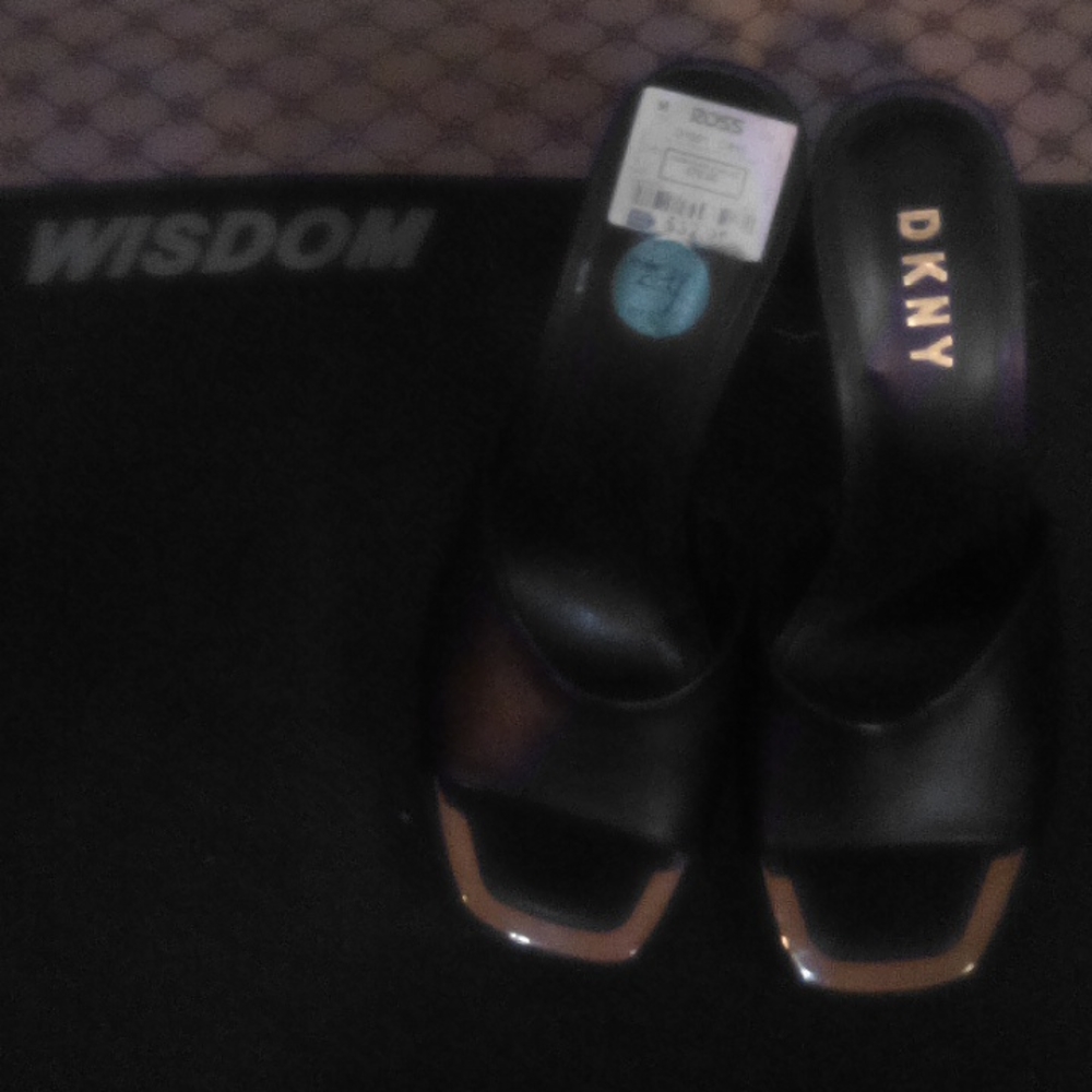 Black and gold small heel